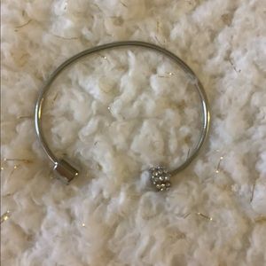 Women’s bracelets
